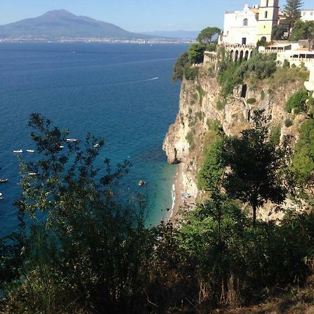 B&B La Grotta Marina Віко-Екуенсе Екстер'єр фото