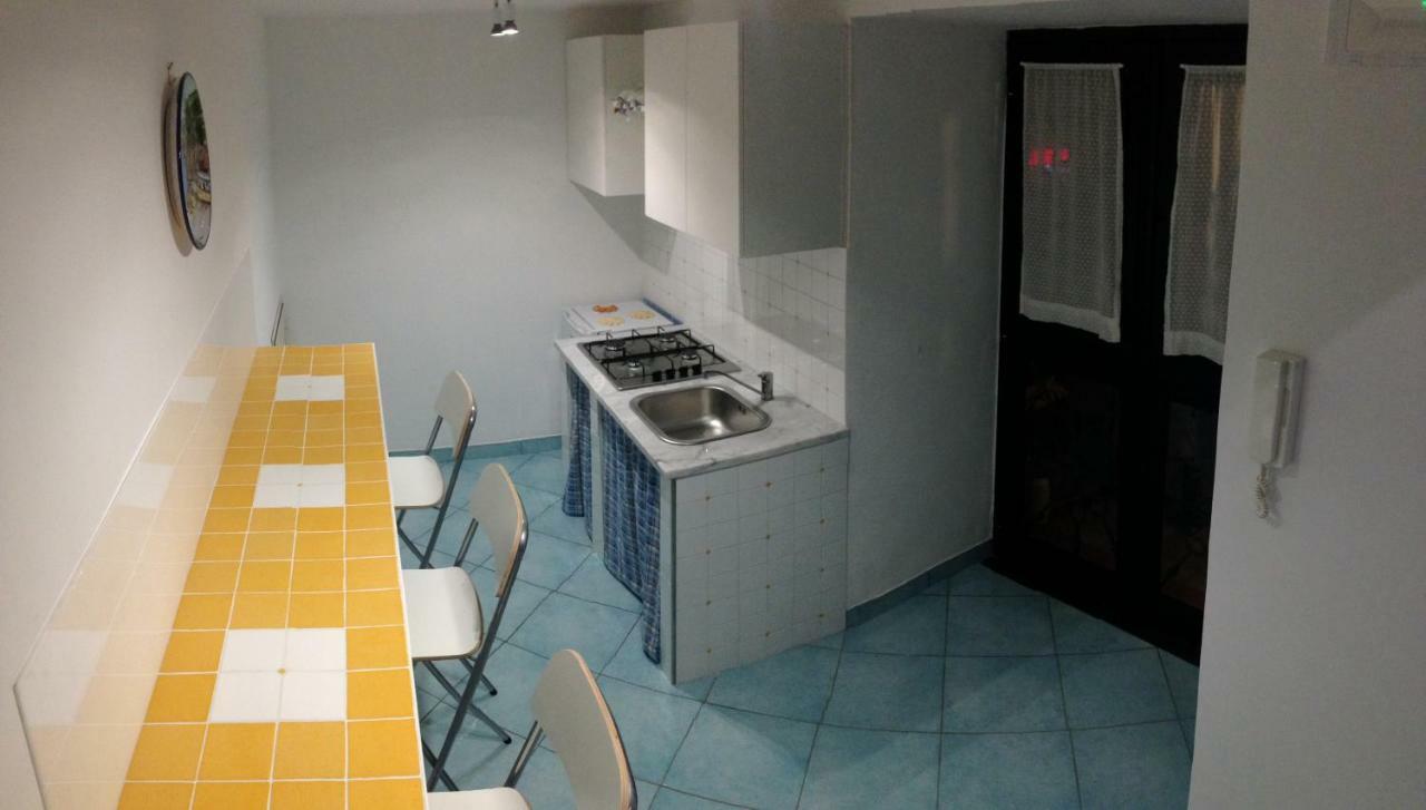 B&B La Grotta Marina Віко-Екуенсе Екстер'єр фото